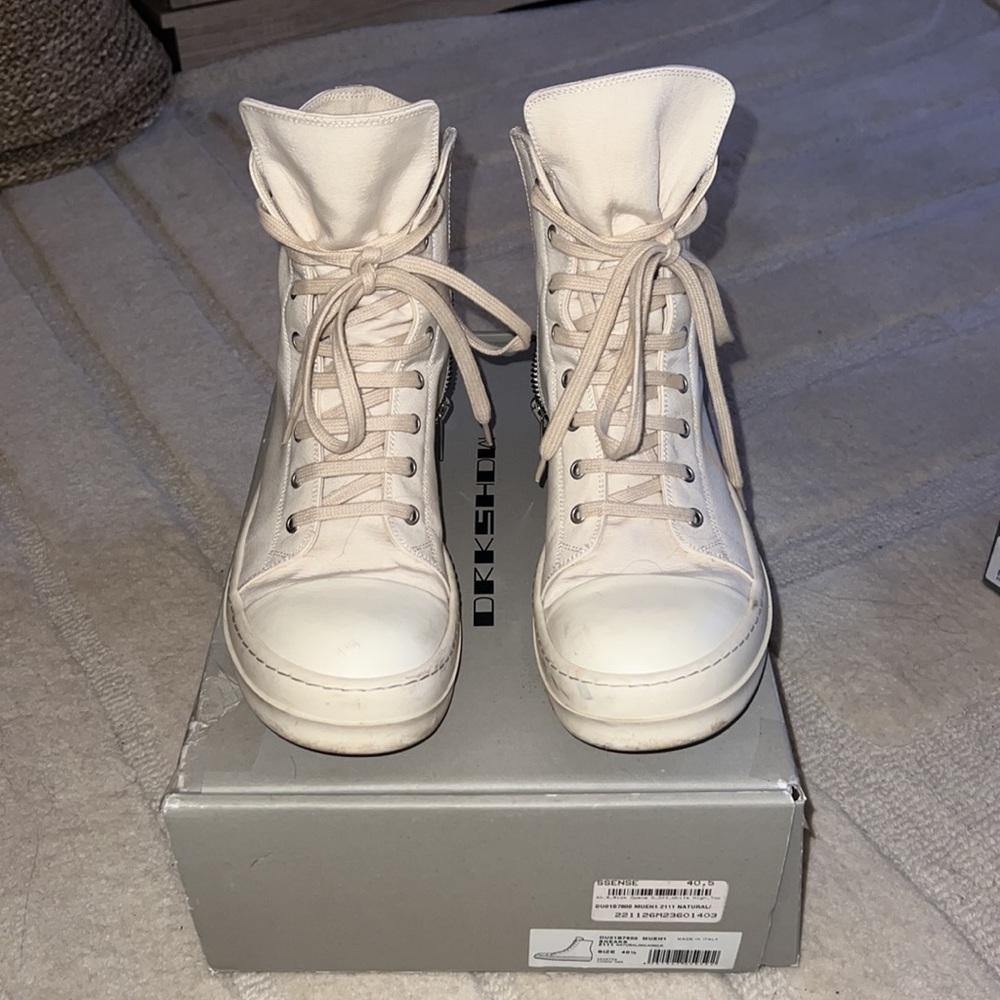 DRKSHDW: Nude Rick Owens Sneakers